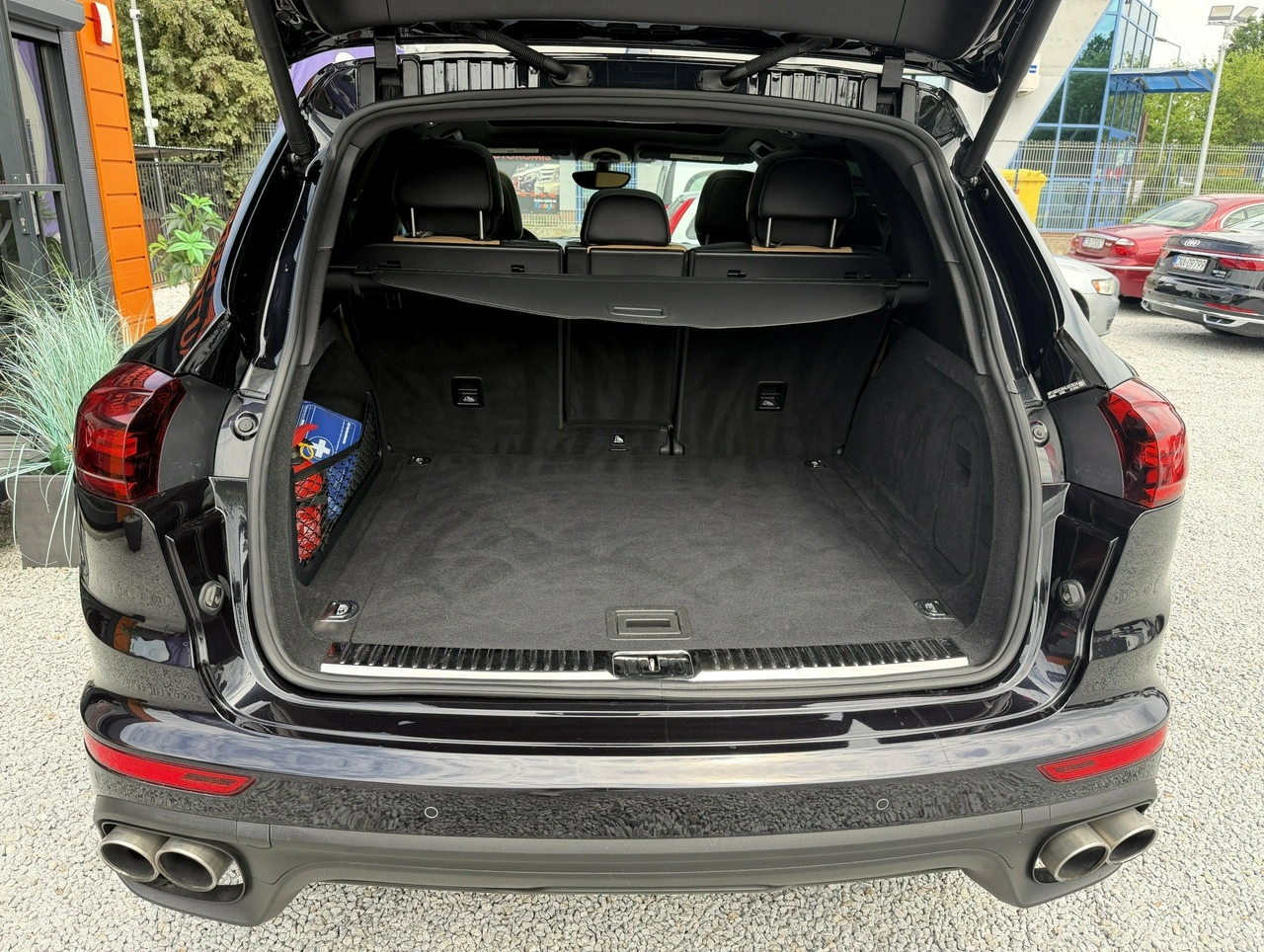 Porsche Cayenne S - Zdjęcie 35