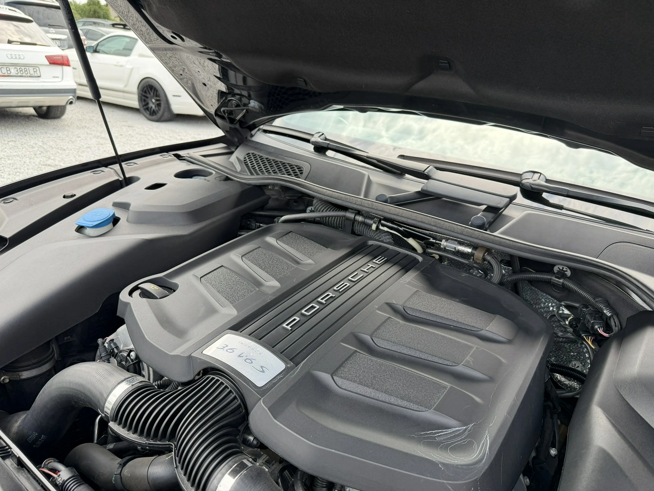 Porsche Cayenne S - Zdjęcie 37