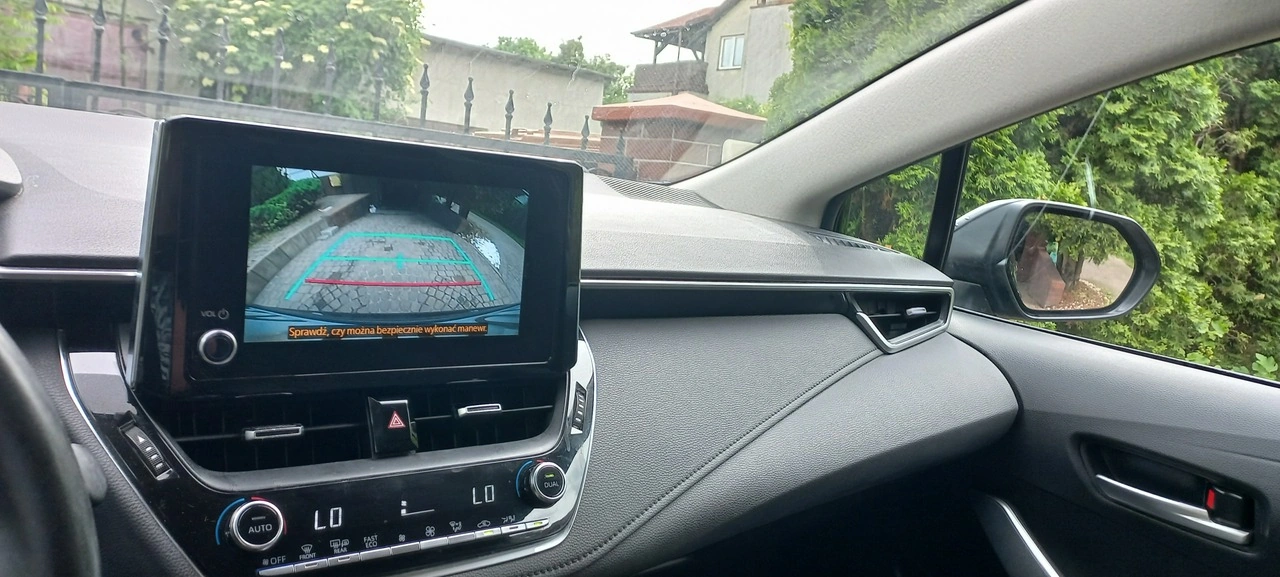 Toyota Corolla - Zdjęcie 17