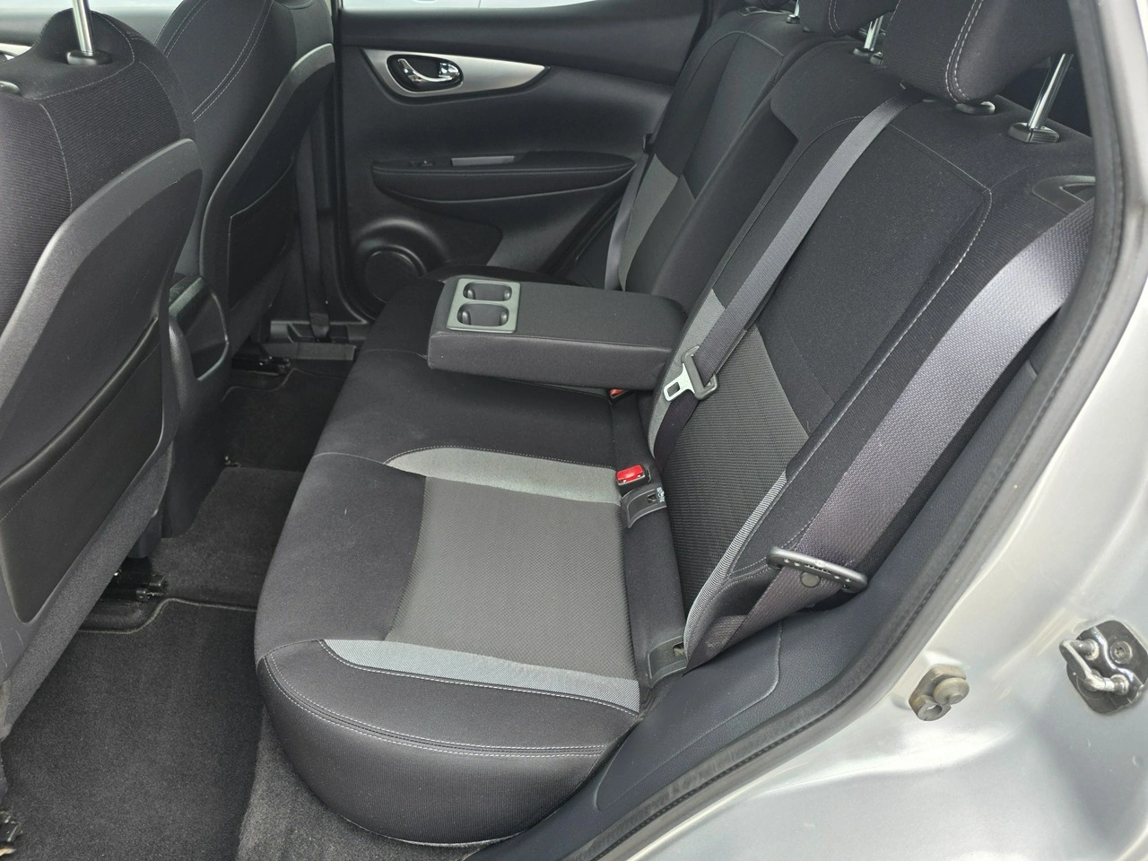 Nissan Qashqai - Zdjęcie 12