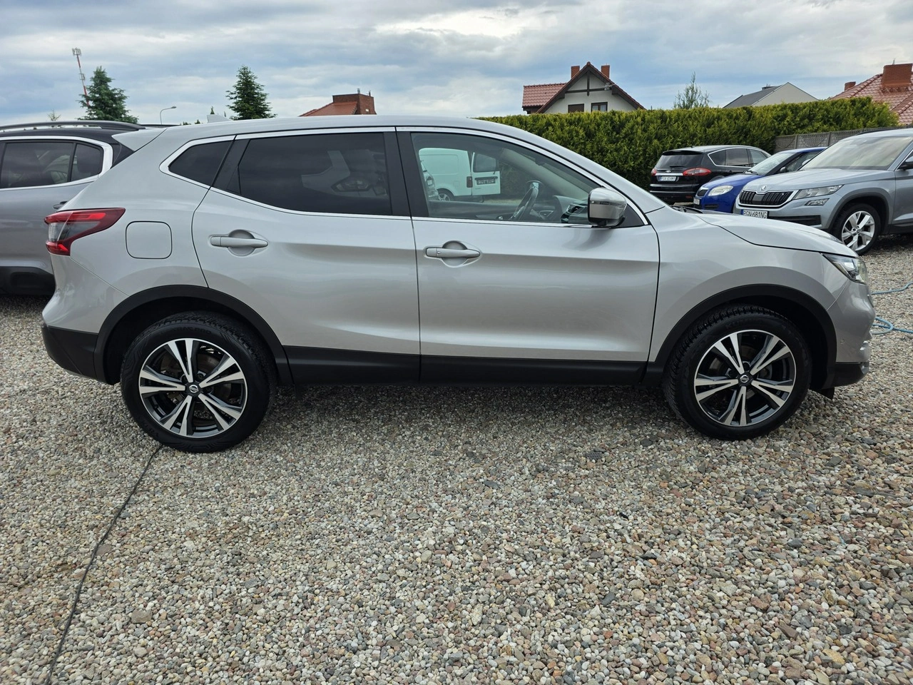 Nissan Qashqai - Zdjęcie 16