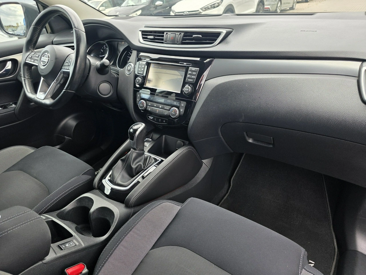 Nissan Qashqai - Zdjęcie 23