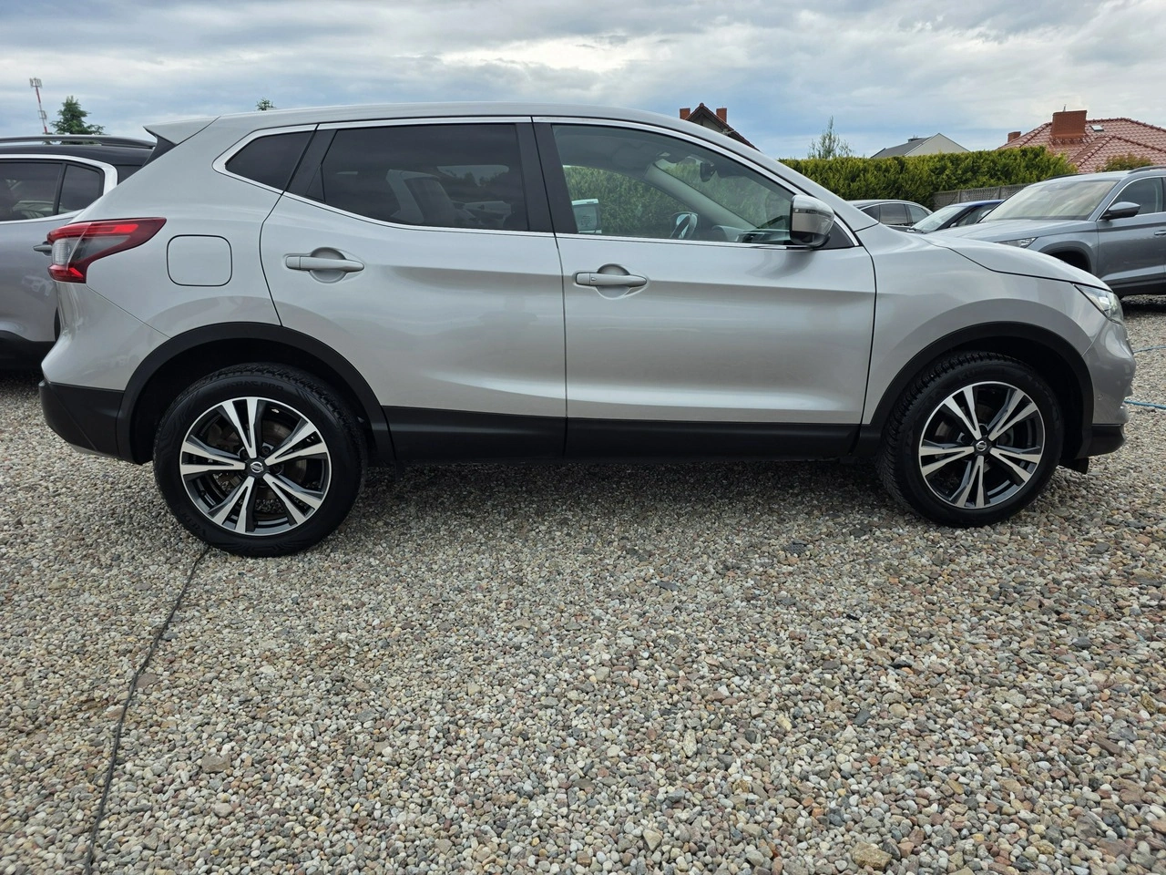 Nissan Qashqai - Zdjęcie 28