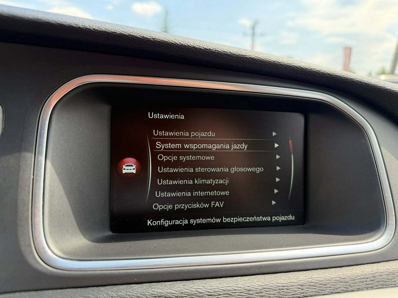 Volvo V40 Cross Country - Zdjęcie 33
