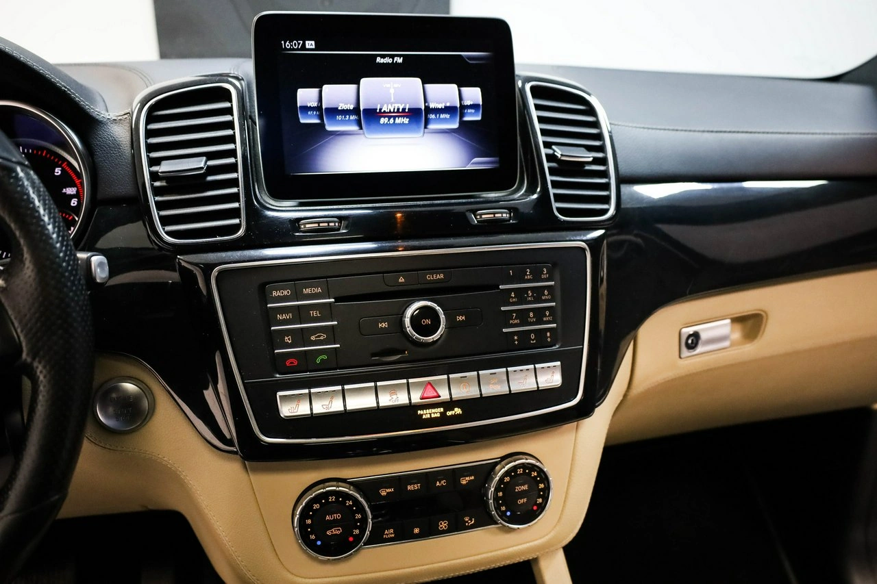 Mercedes GLE 350 - Zdjęcie 19