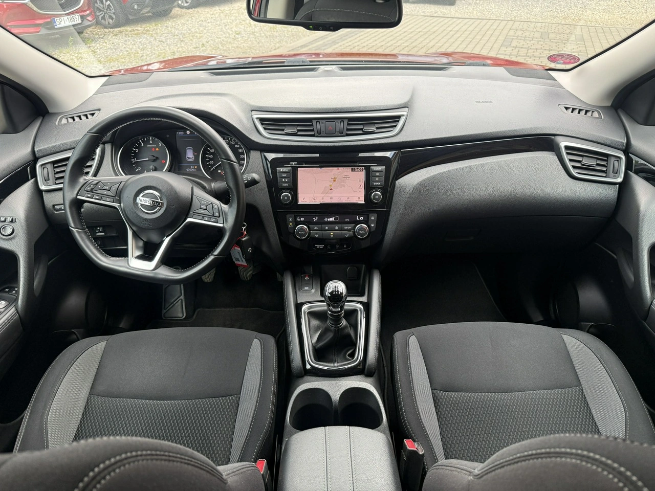 Nissan Qashqai - Zdjęcie 15