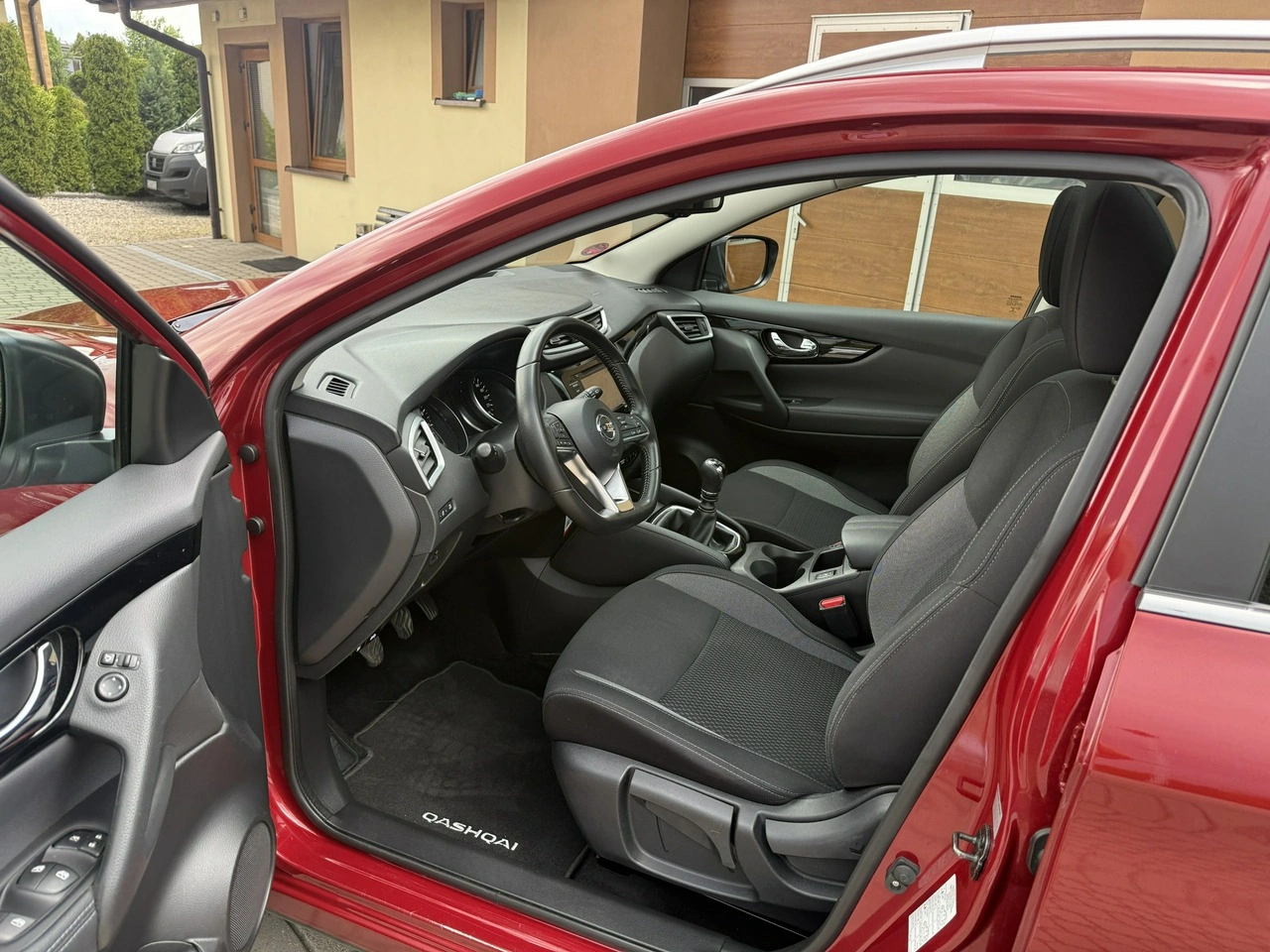 Nissan Qashqai - Zdjęcie 21