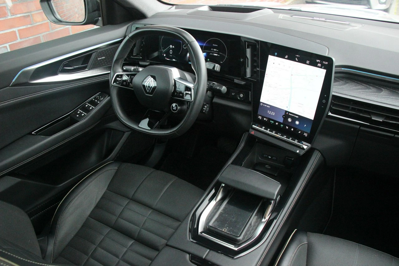 Renault Austral - Zdjęcie 24