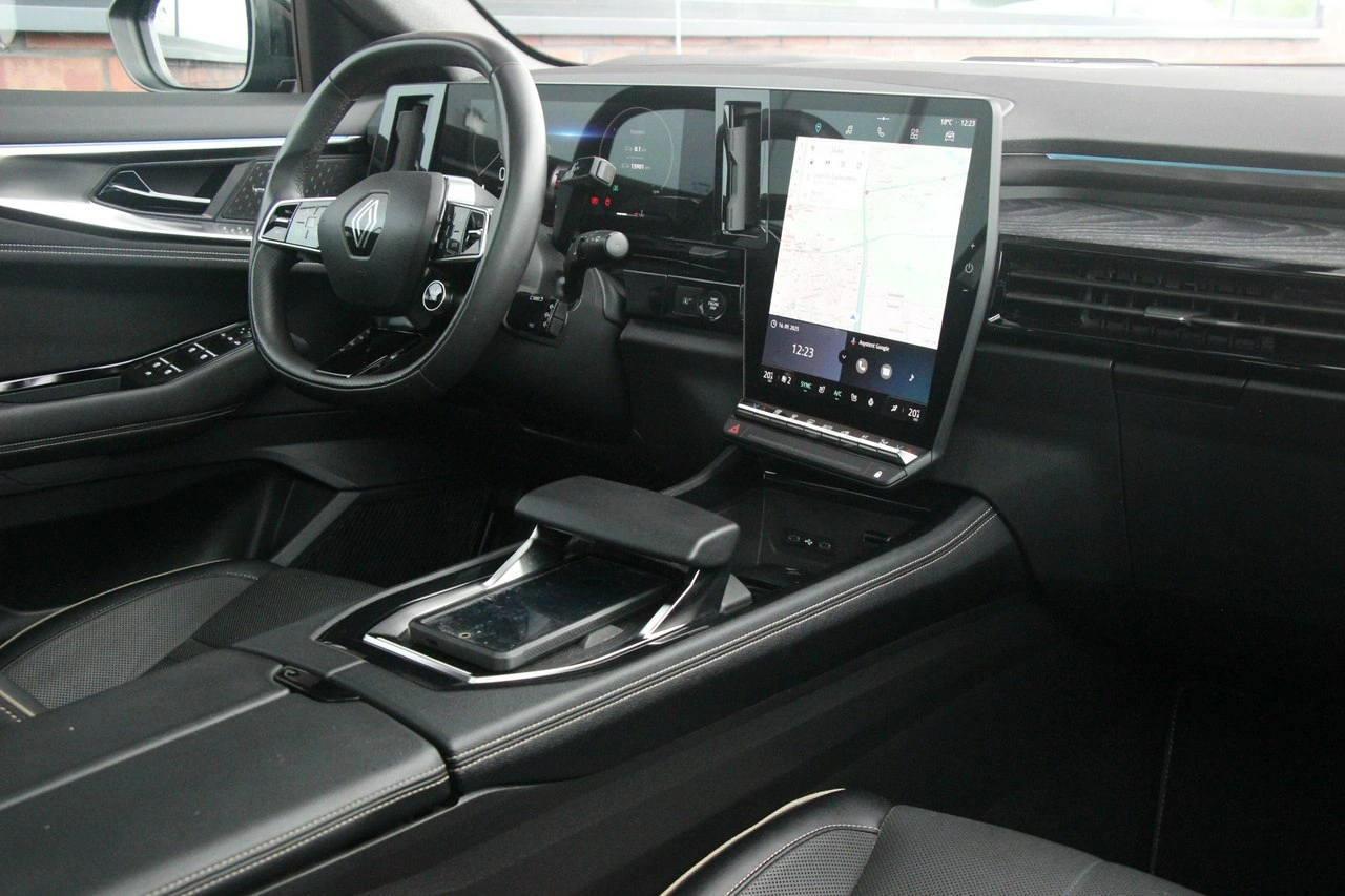 Renault Austral - Zdjęcie 25