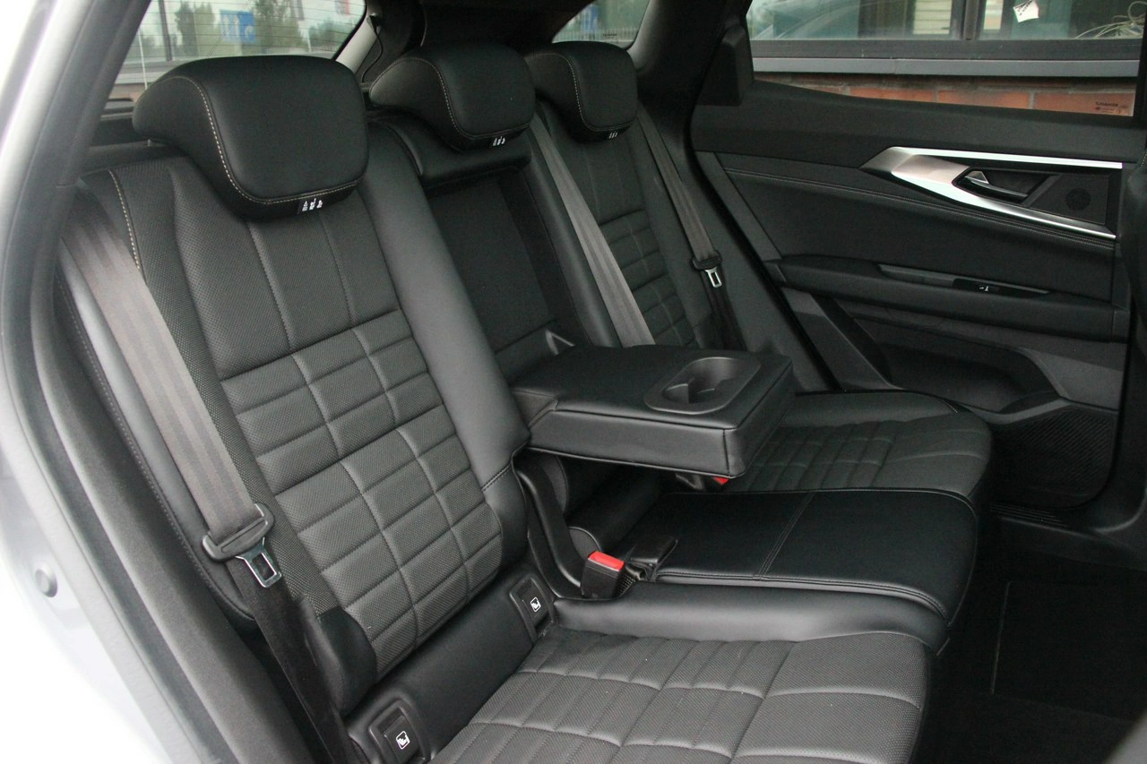 Renault Austral - Zdjęcie 38