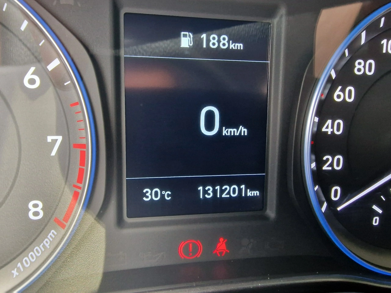 Hyundai Kona - Zdjęcie 33