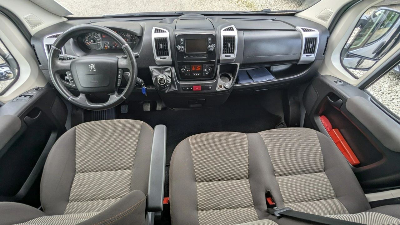 Peugeot Boxer - Zdjęcie 17