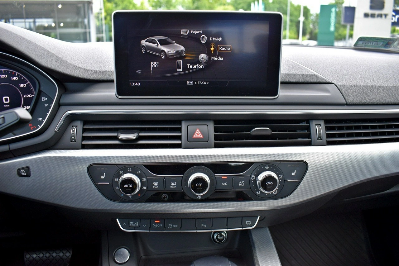 Audi A4 - Zdjęcie 18