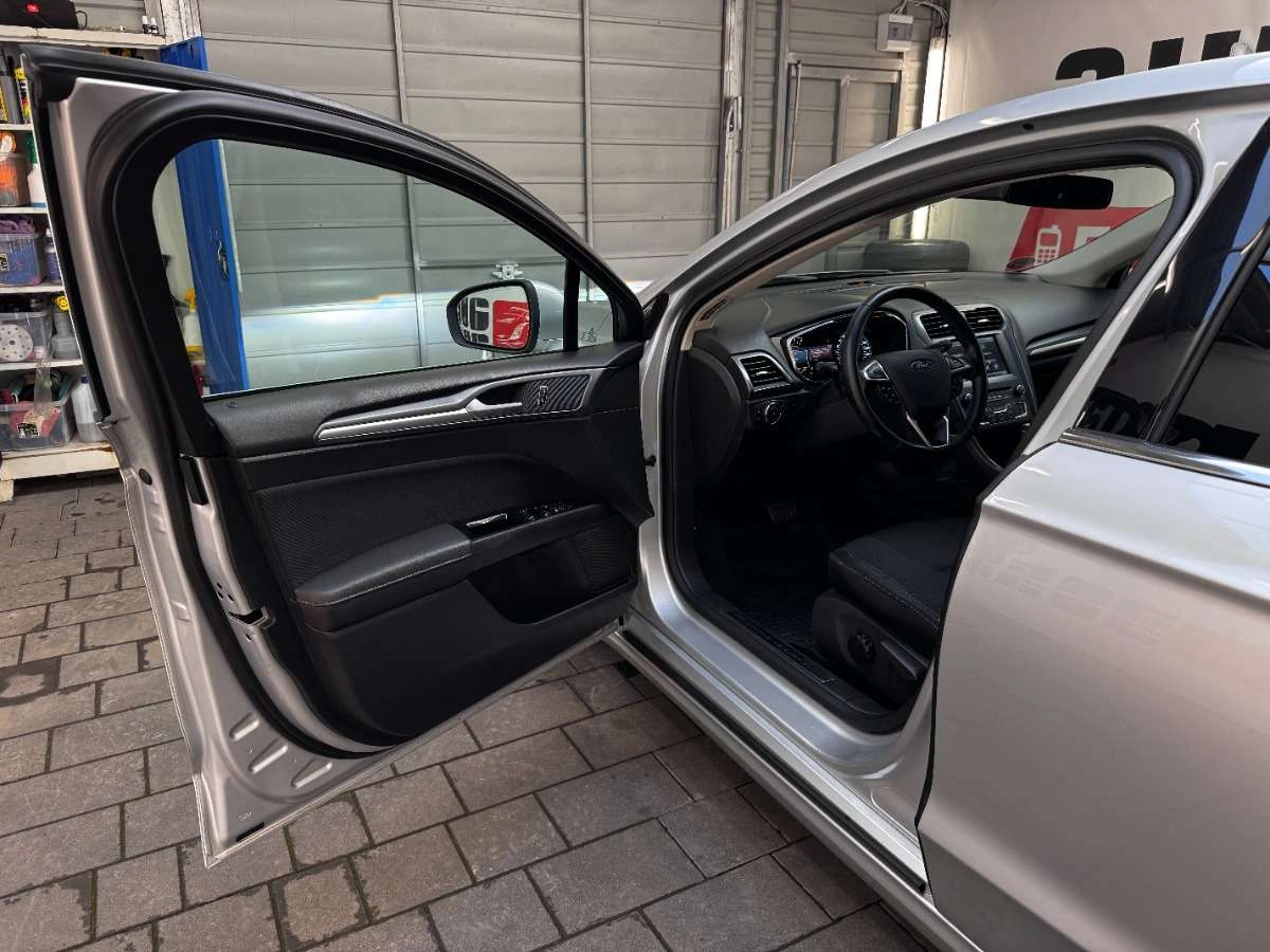 Ford Mondeo - Zdjęcie 19