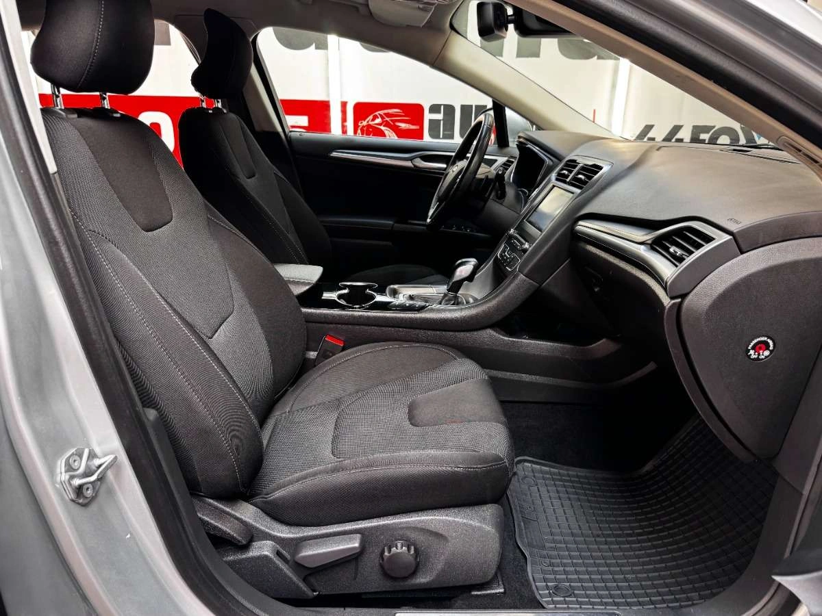 Ford Mondeo - Zdjęcie 37