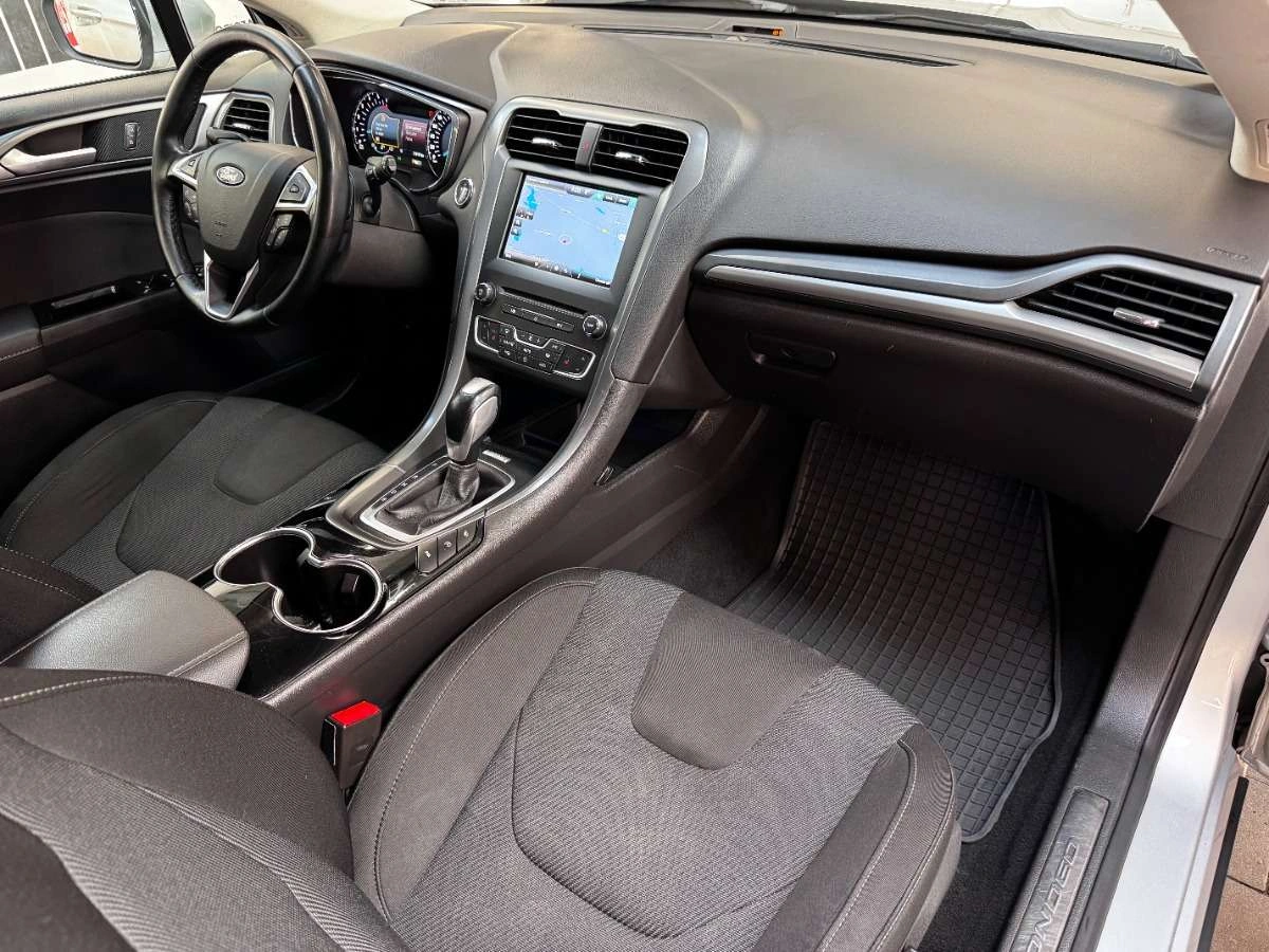 Ford Mondeo - Zdjęcie 38