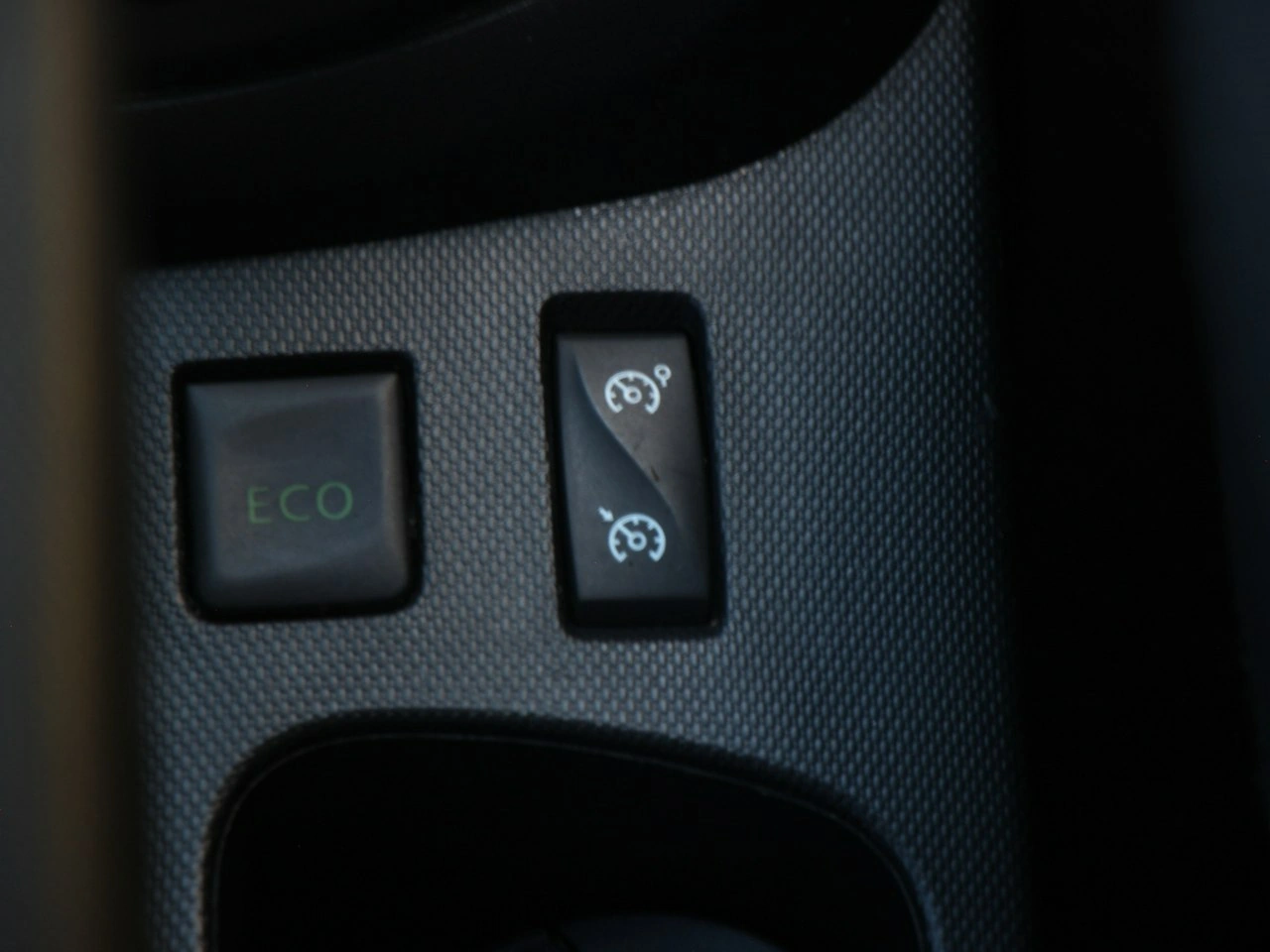 Renault Captur - Zdjęcie 24