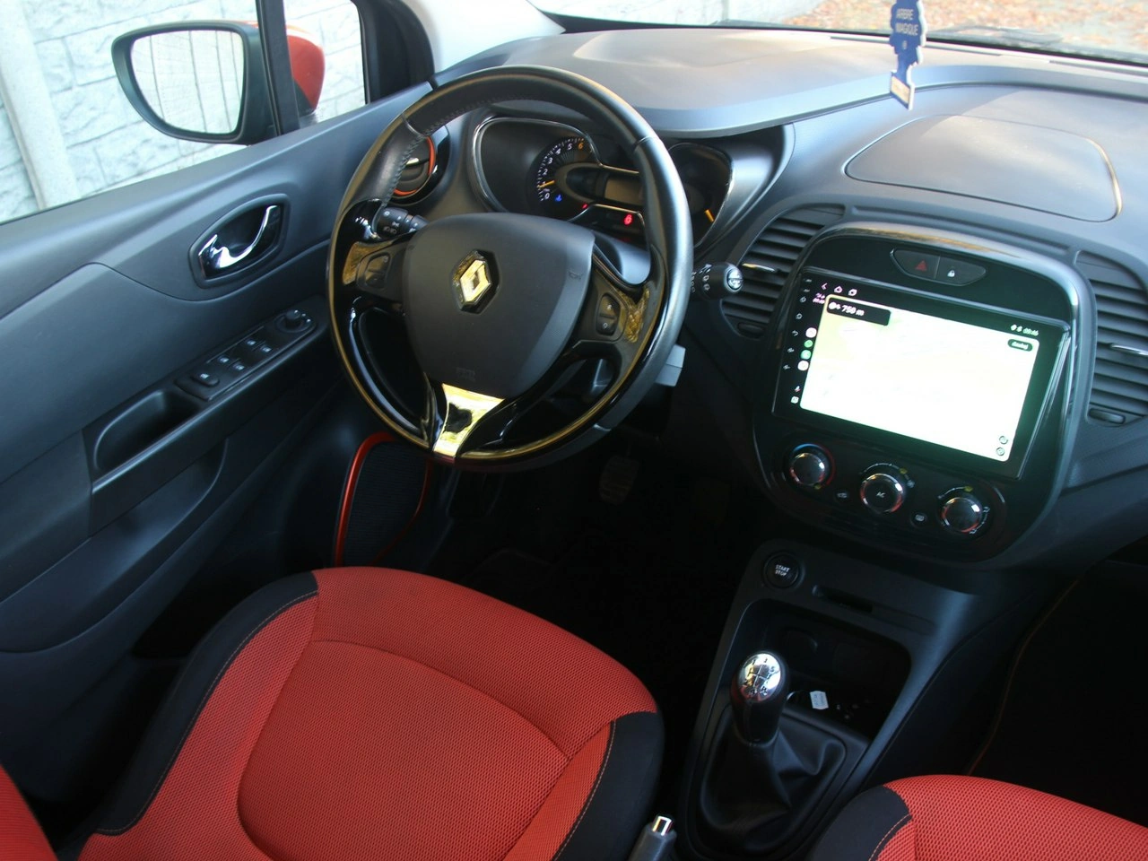 Renault Captur - Zdjęcie 26