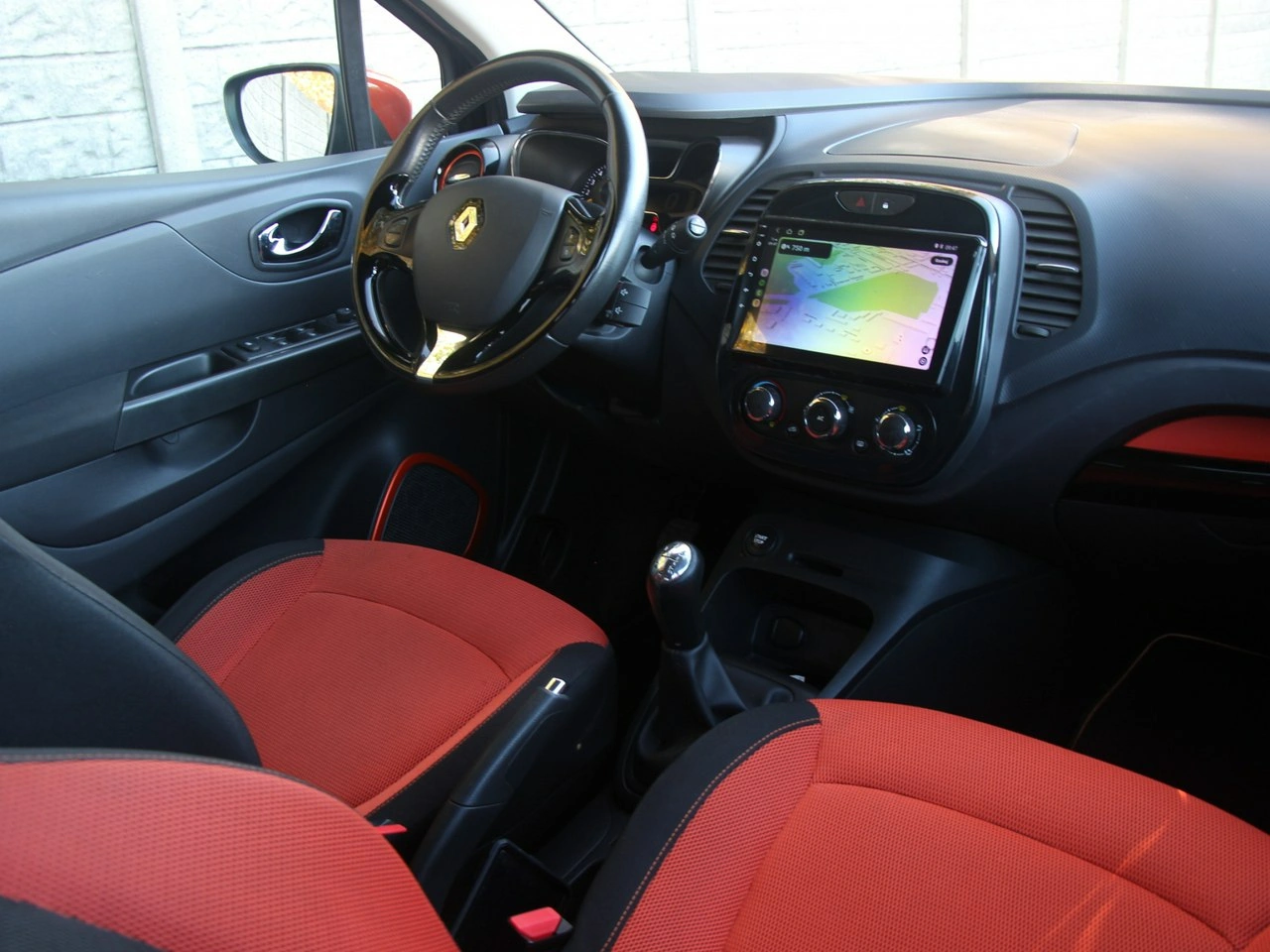 Renault Captur - Zdjęcie 28