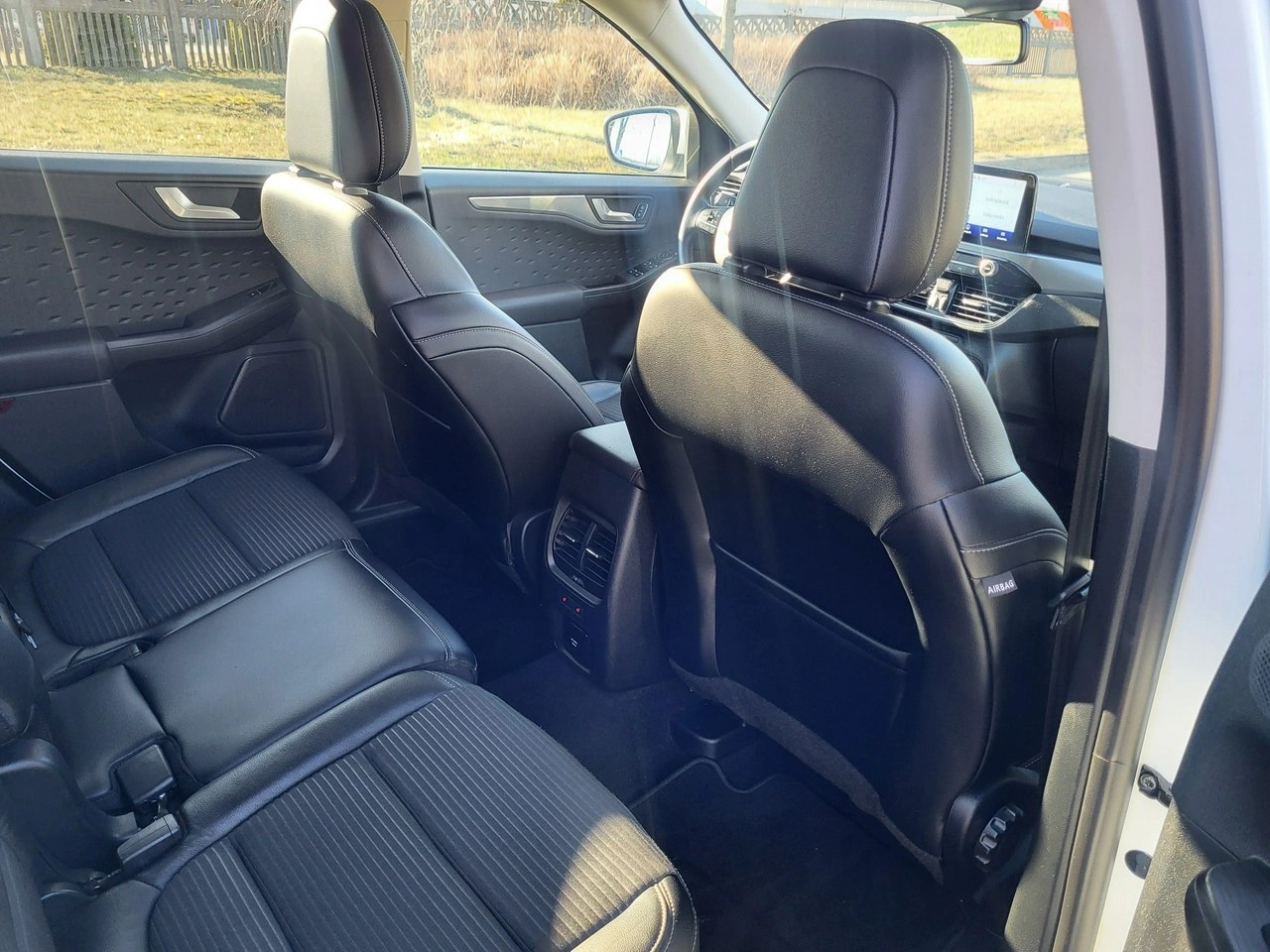 Ford Kuga - Zdjęcie 16