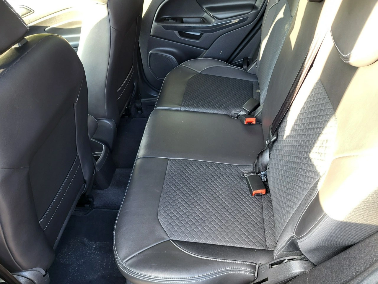 Mitsubishi Outlander - Zdjęcie 22