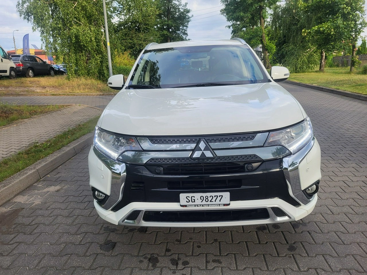 Mitsubishi Outlander - Zdjęcie 8
