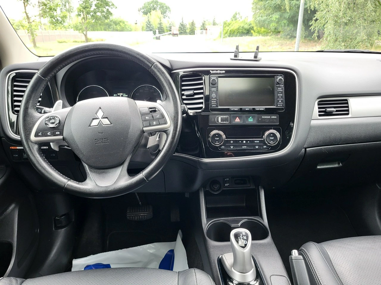 Mitsubishi Outlander - Zdjęcie 17