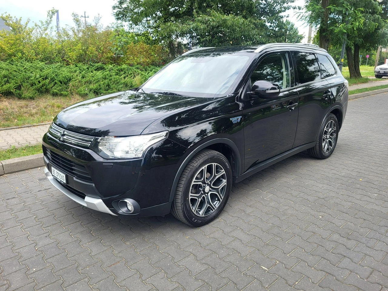 Mitsubishi Outlander - Zdjęcie 1