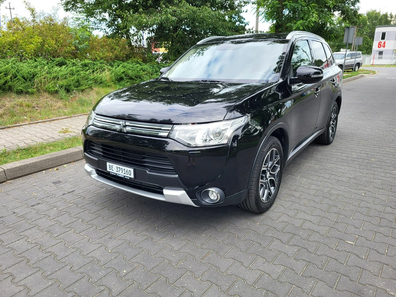 Mitsubishi Outlander - Zdjęcie 3