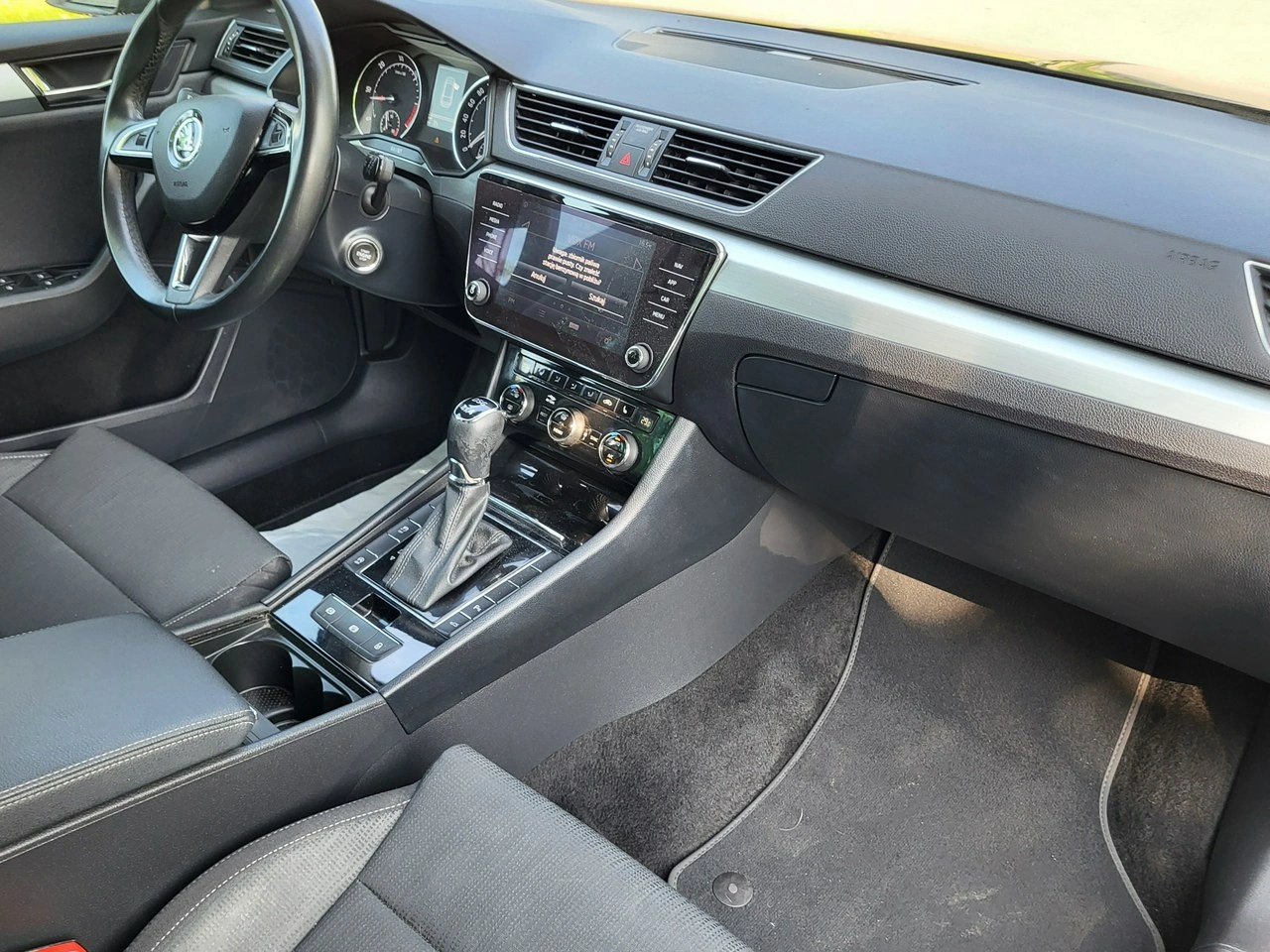 Skoda Superb - Zdjęcie 20