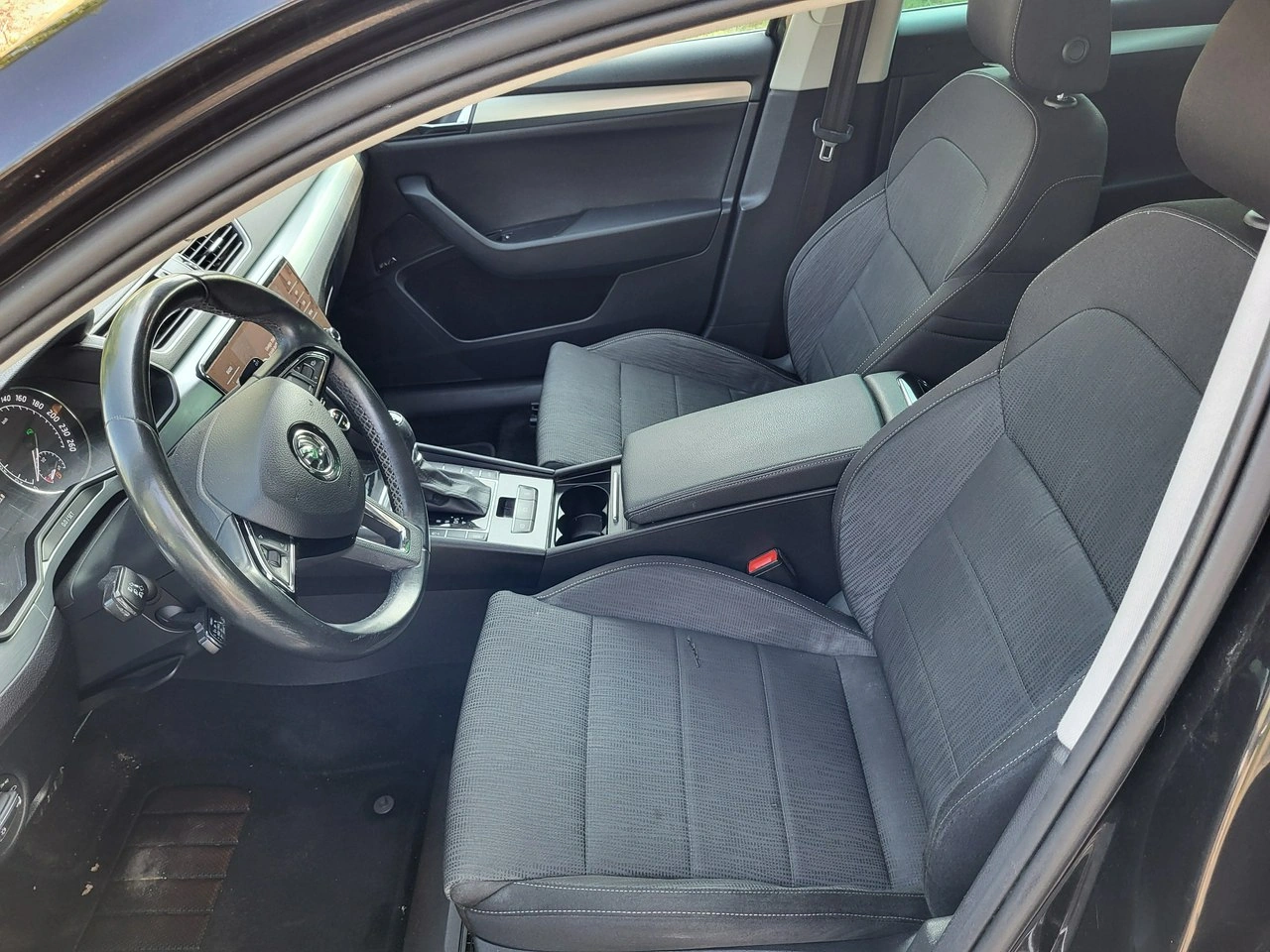 Skoda Superb - Zdjęcie 8