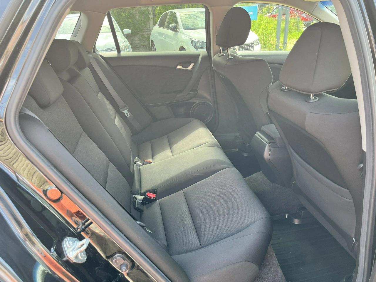 Honda Accord - Zdjęcie 24