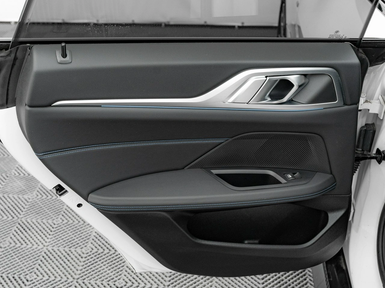 BMW i4 - Zdjęcie 20