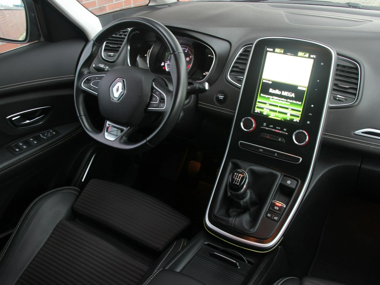 Renault Grand Scenic - Zdjęcie 25