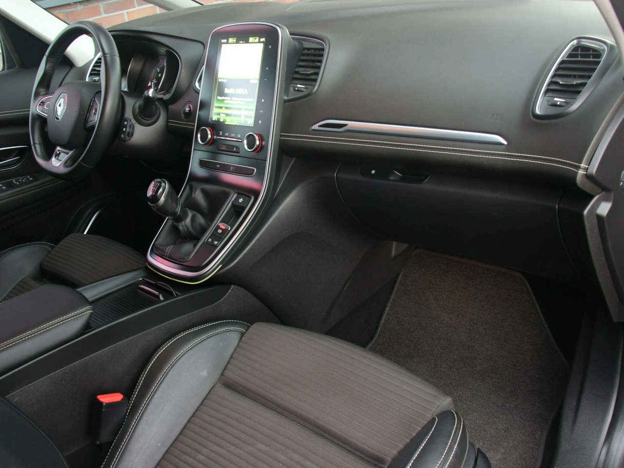 Renault Grand Scenic - Zdjęcie 28