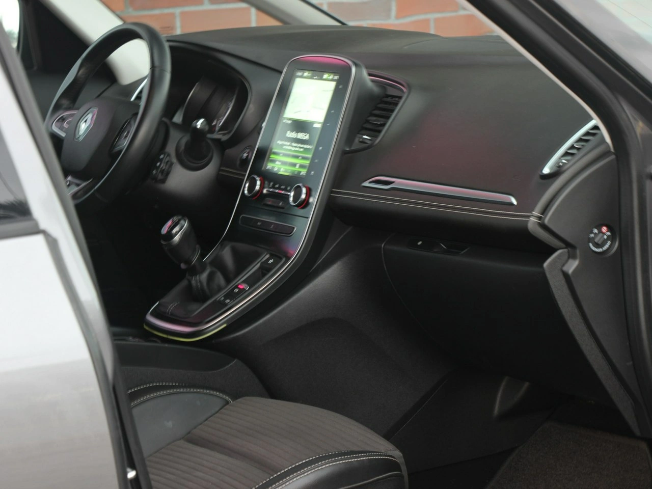 Renault Grand Scenic - Zdjęcie 30