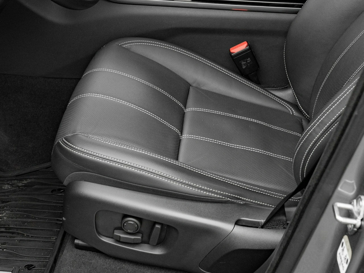 Land Rover Range Rover Velar - Zdjęcie 12