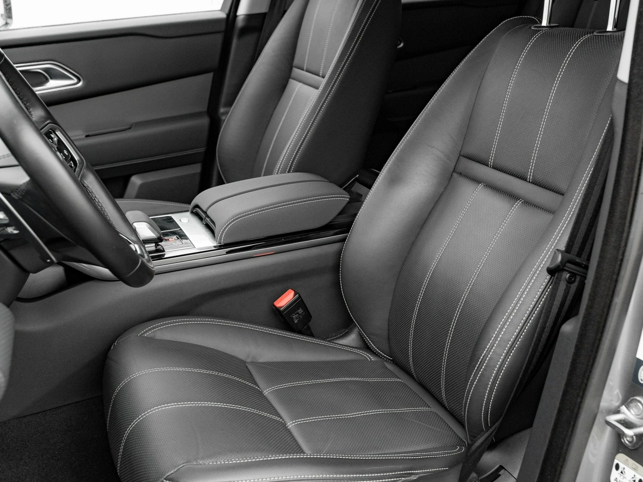 Land Rover Range Rover Velar - Zdjęcie 13