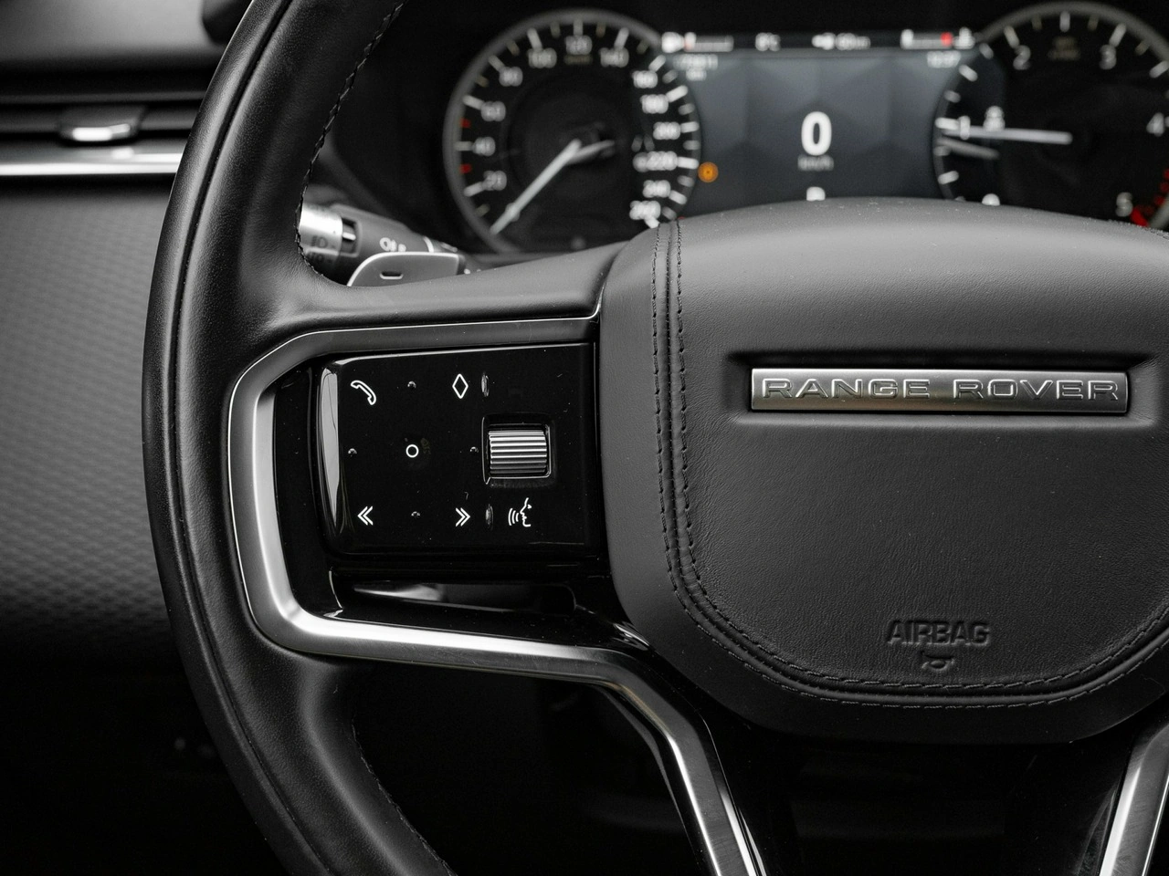 Land Rover Range Rover Velar - Zdjęcie 15