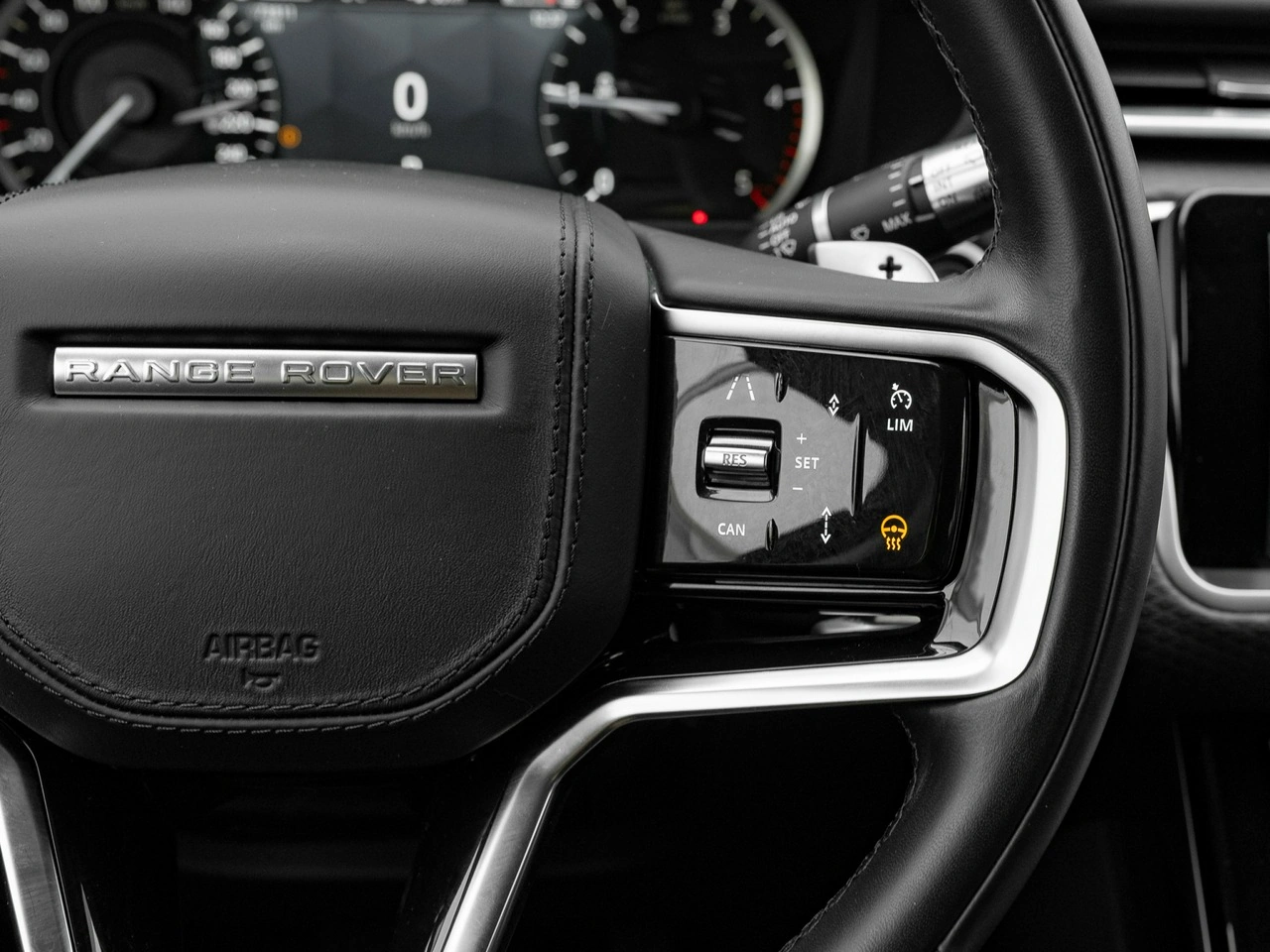 Land Rover Range Rover Velar - Zdjęcie 16