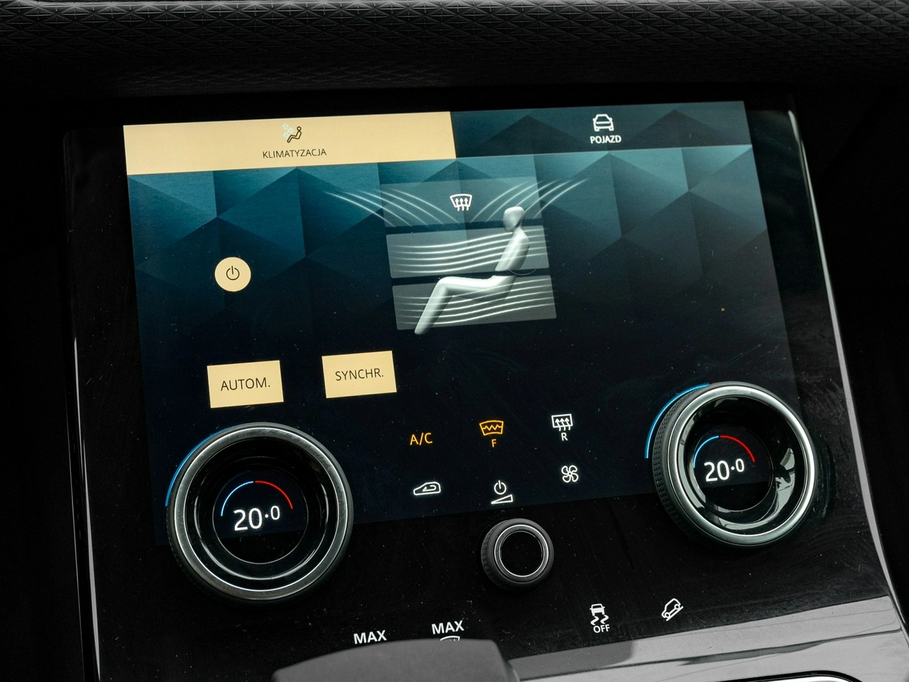 Land Rover Range Rover Velar - Zdjęcie 17