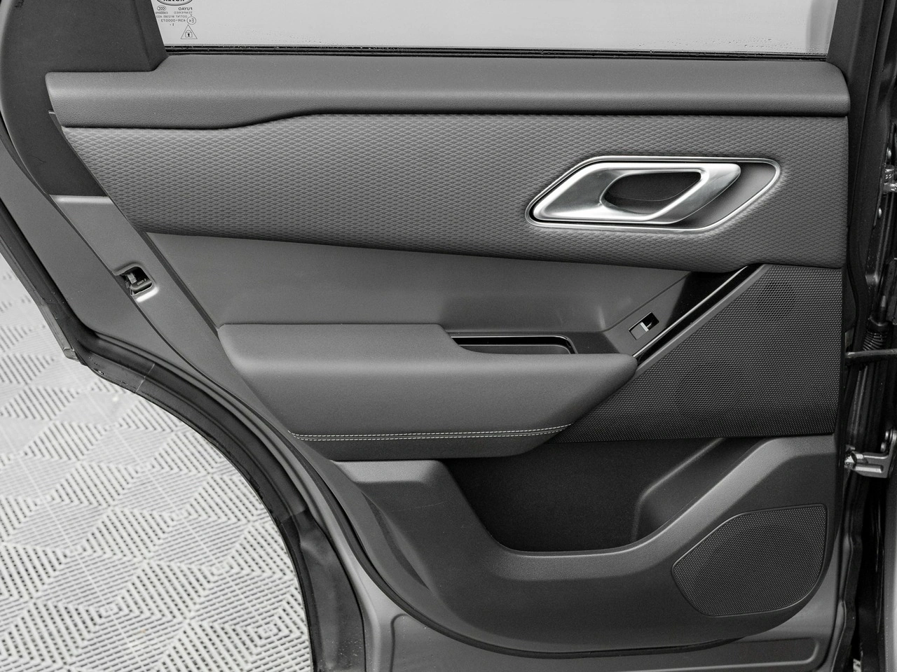 Land Rover Range Rover Velar - Zdjęcie 23