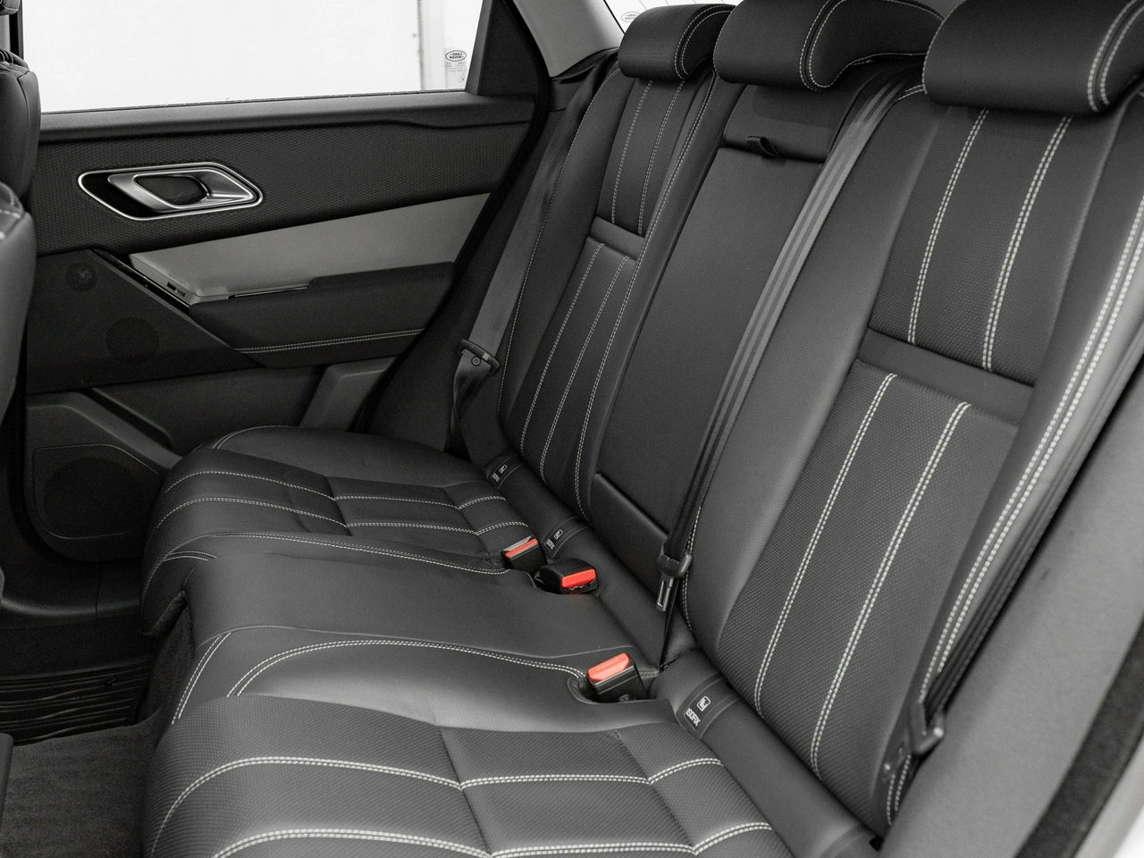 Land Rover Range Rover Velar - Zdjęcie 26