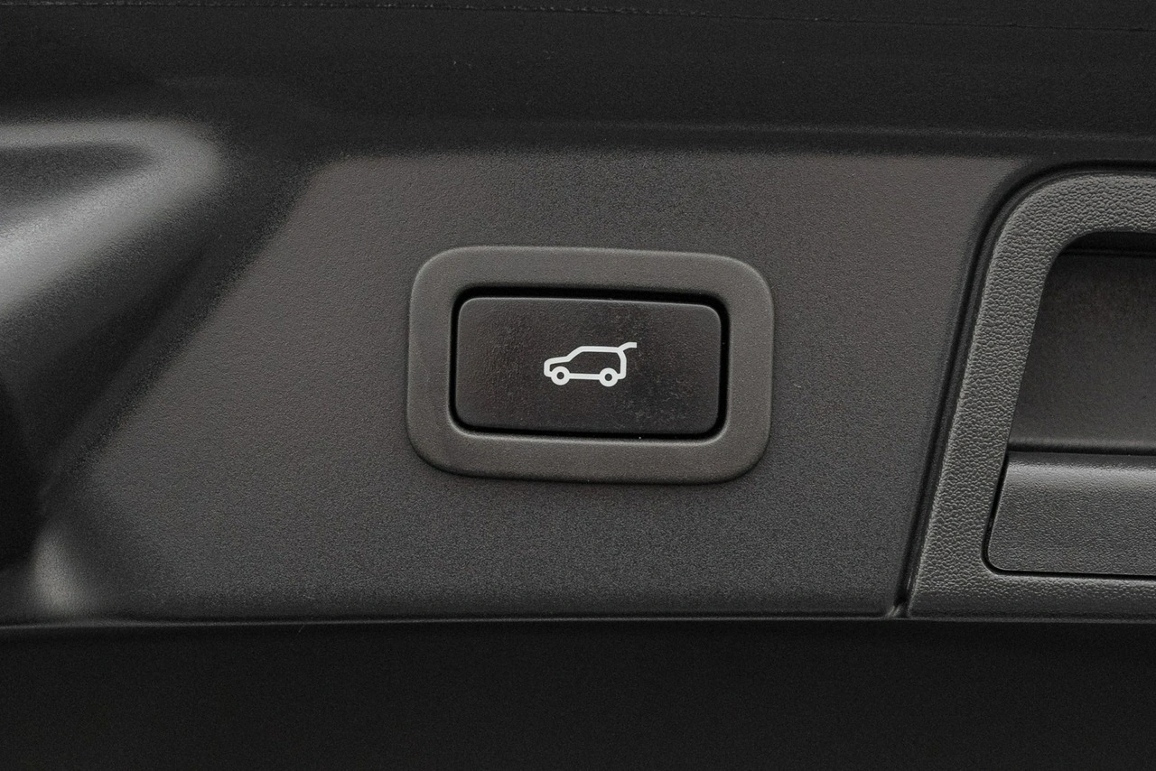 Land Rover Range Rover Velar - Zdjęcie 28