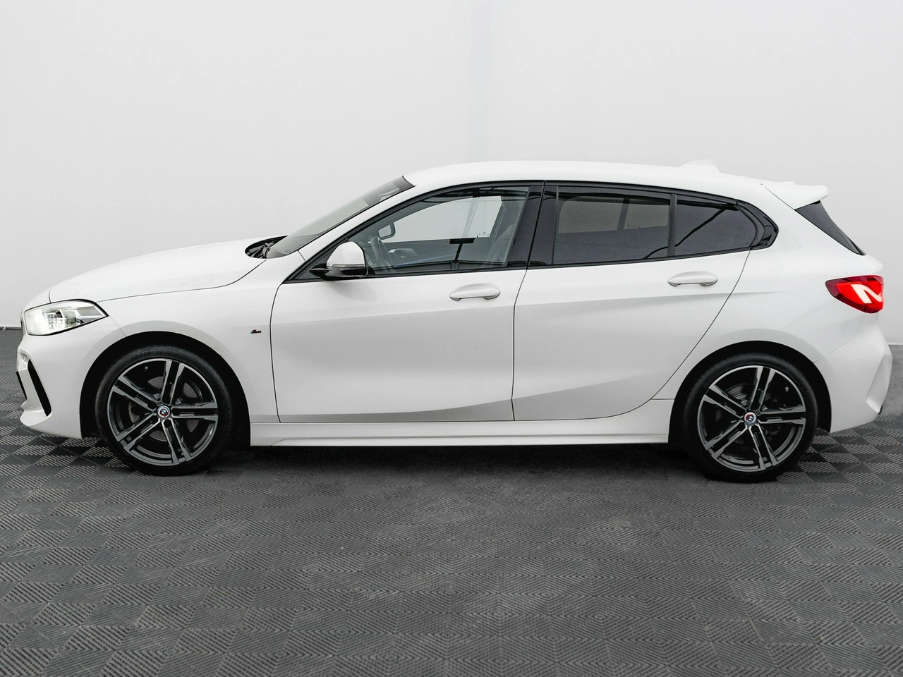BMW 118 - Zdjęcie 8