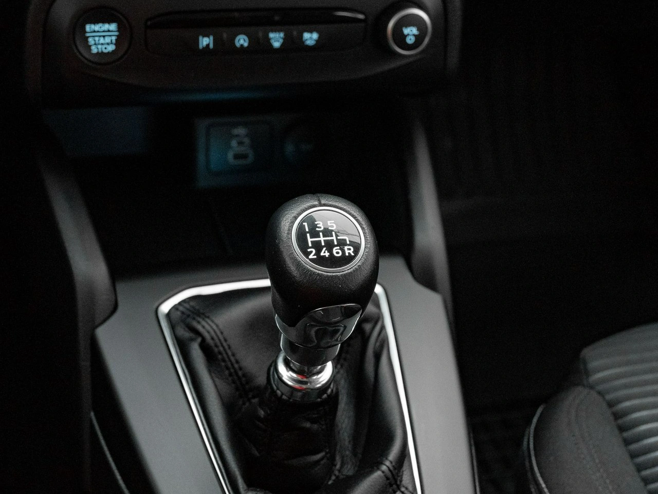 Ford Focus - Zdjęcie 15