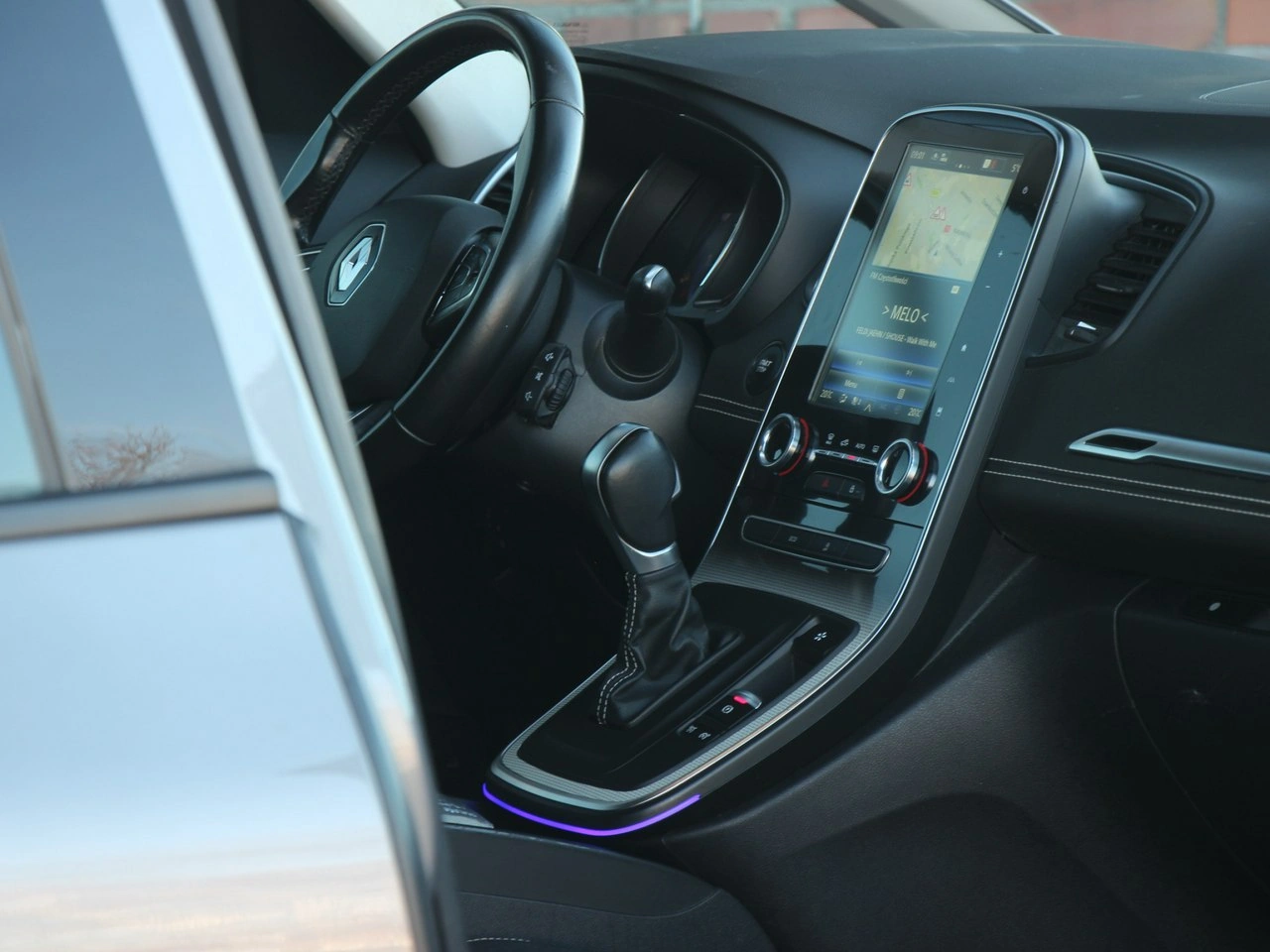 Renault Grand Scenic - Zdjęcie 28