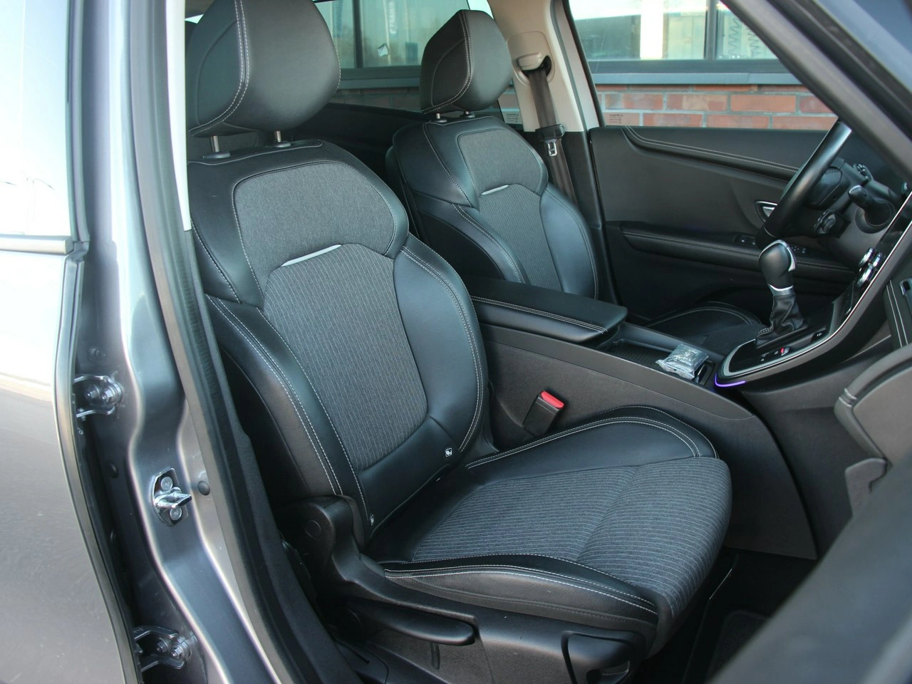 Renault Grand Scenic - Zdjęcie 38