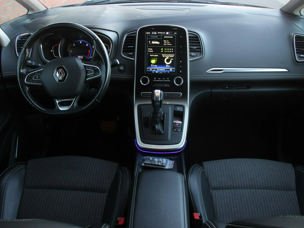 Renault Grand Scenic - Zdjęcie 23