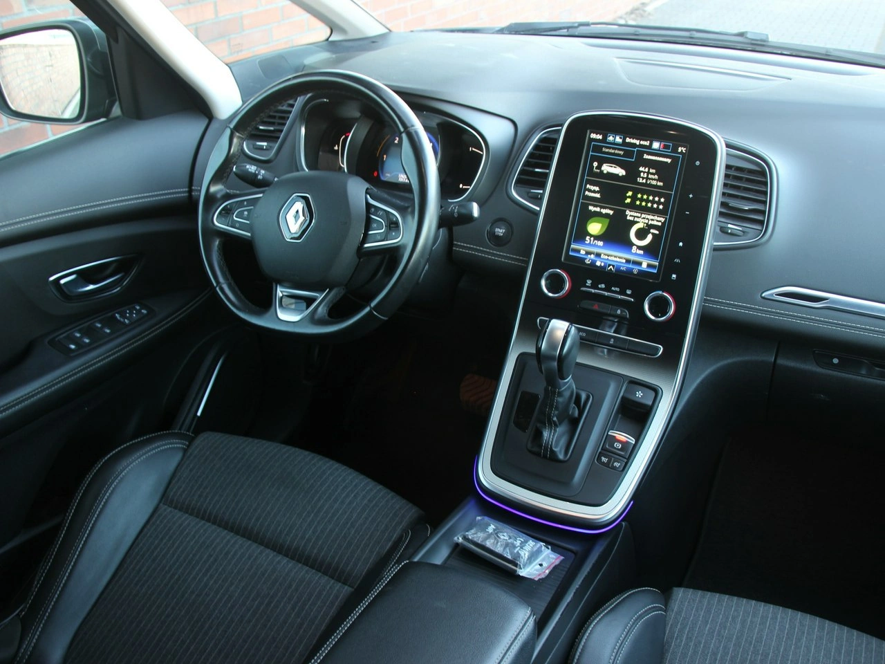 Renault Grand Scenic - Zdjęcie 24